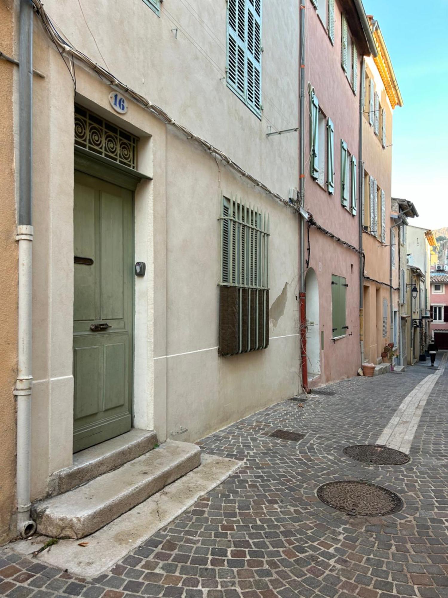 Duplex Au Coeur Du Village De Cassis Exterior foto